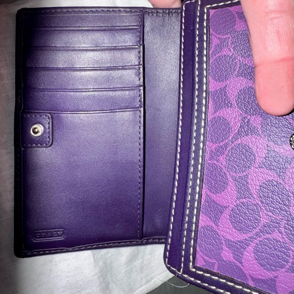 Coach Chelsea BiFold Wallet Signature purple & Gray & dustbag - NWOT - Picture 13 of 16